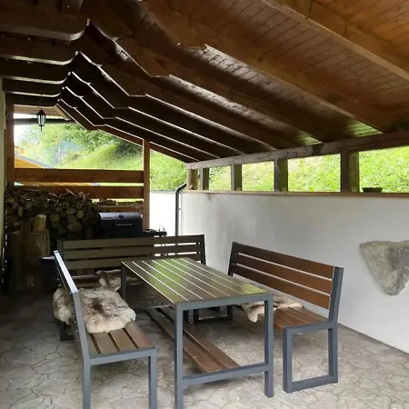 Vakantiehuis Junacik